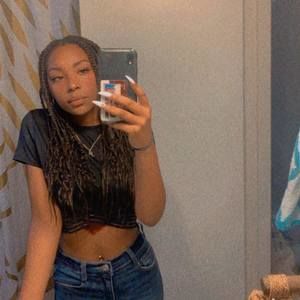 Meet your Posher, Ray